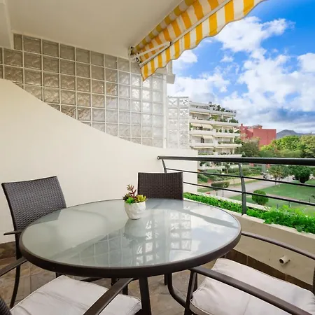 Apartment On The 1st Line Of Golf And Near The Beach In Marbella