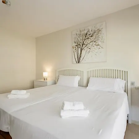 On The 1st Line Of Golf And Near The Beach In Apartment Marbella