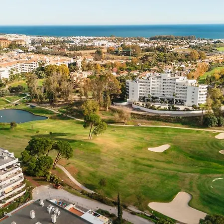 On The 1st Line Of Golf And Near The Beach In Apartment